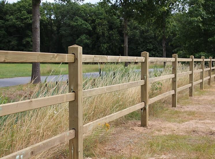 13. Houten omheining | tuinomheining | afrastering, Weidegang, 4 paarden of pony's of meer