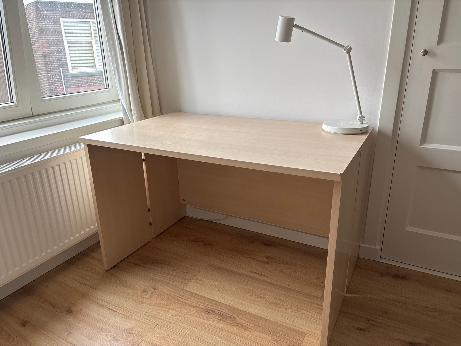 Solide modern bureau, made in Denmark, Huis en Inrichting, Bureaus, Ophalen, Demontabel, Gebruikt, 120 cm