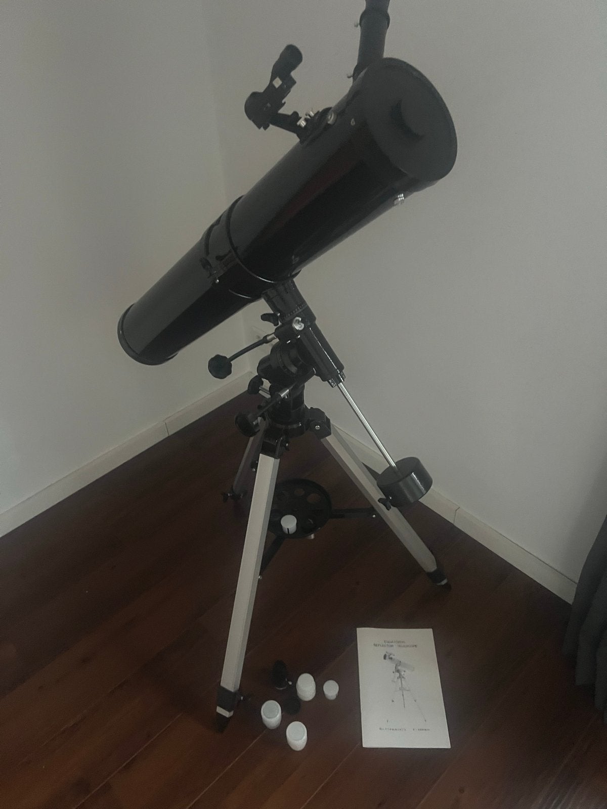 Byomic Spiegeltelescoop G 114/900 EQ-SKY, Ophalen, 80 tot 200 mm, Met statief, Spiegeltelescoop (reflector)
