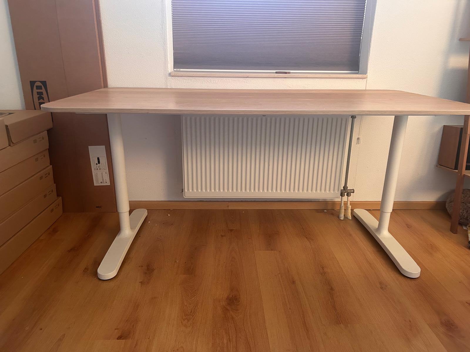 IKEA Bekant bureau, Ophalen, 160 cm, Zo goed als nieuw, IKEA