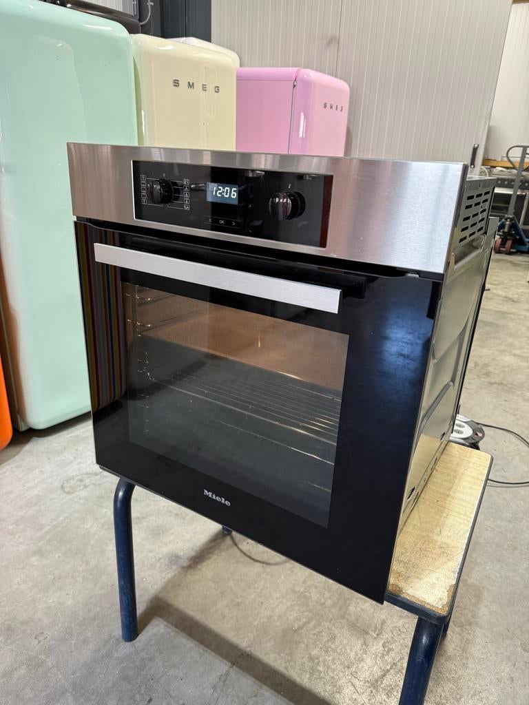Miele Inbouw Oven - Zo goed als nieuw, Bella, Oven, Hete lucht, Ophalen of Verzenden