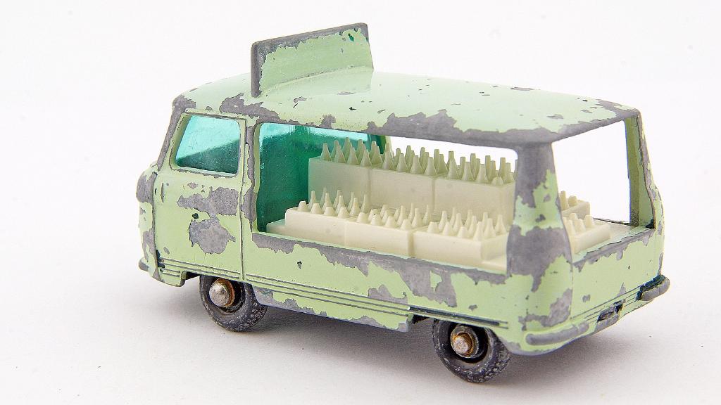 Commer Bottle Float van Lesney No.21, Hobby en Vrije tijd, Modelauto's | Overige schalen, Gebruikt, Auto, Ophalen of Verzenden