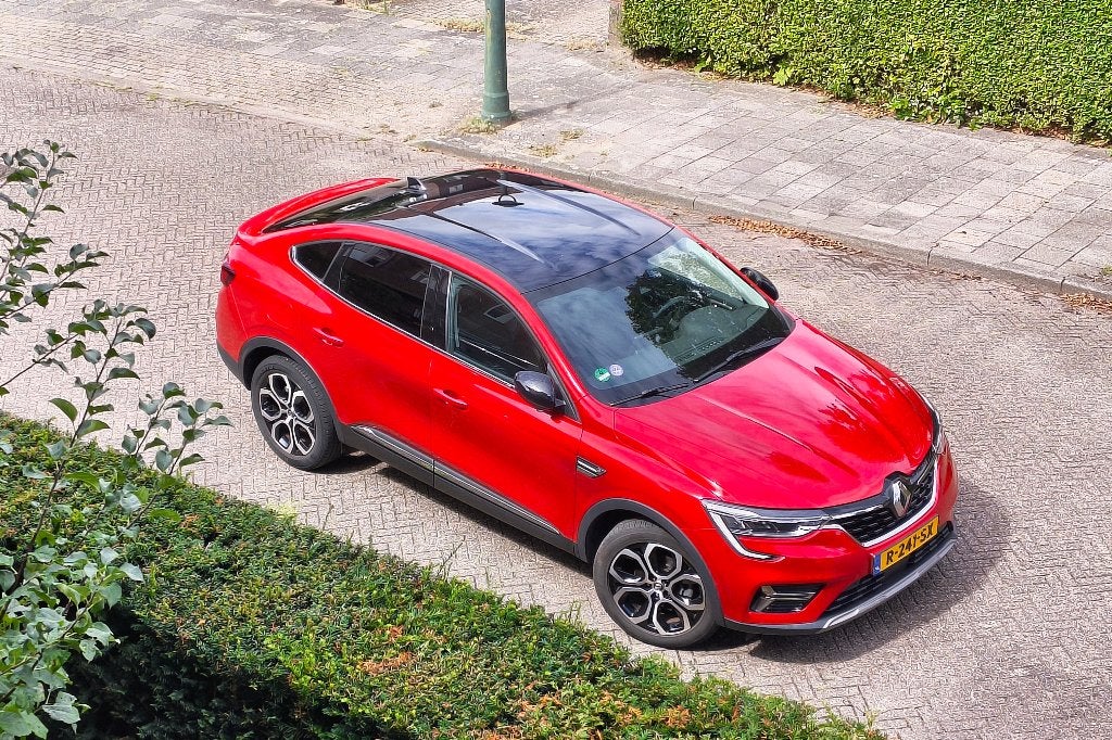RenArkana Hybr 145pk intens €16.000 103000km nog 4 dagen, Auto's, Renault, Arkana, Leder en Stof, 75 €/maand, 760 kg