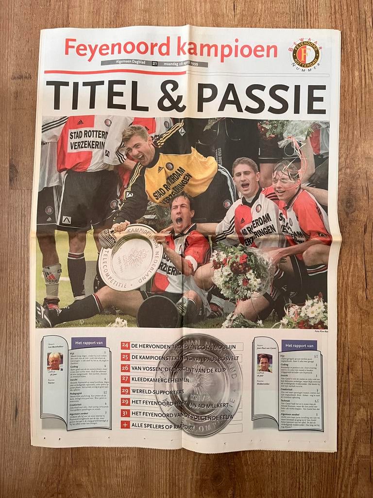 AD, Rotterdams Dagblad en Krant van Feyenoord kampioen 1999, Ophalen of Verzenden, Gebruikt, Feyenoord, Boek of Tijdschrift