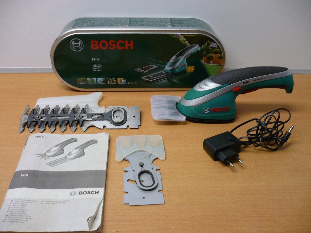 Bosch isio accu gras- buxusschaar in metalen blik., Tuin en Terras, Heggenscharen, Ophalen of Verzenden, Gebruikt, Accu, Bosch