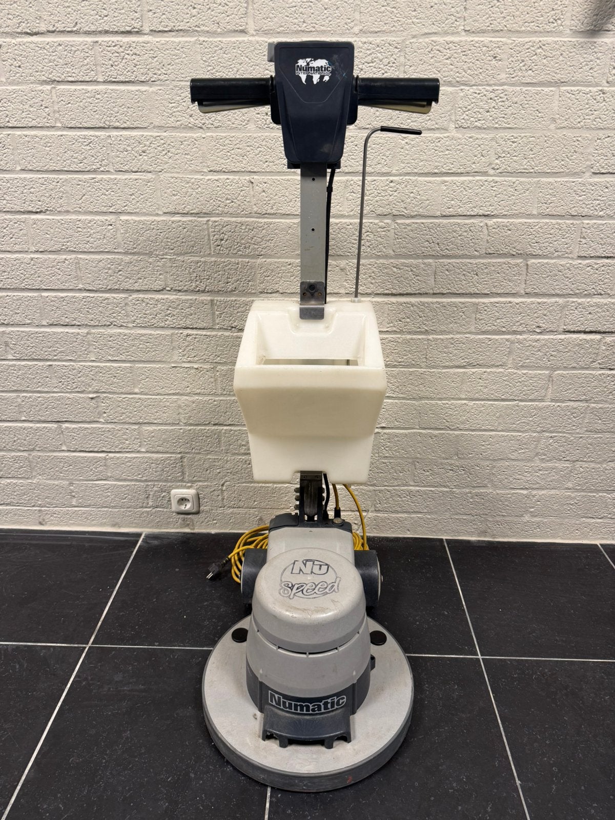 Numatic Woodboy boenmachine schrobmachine schuurmachine, Ophalen, Gebruikt, Schrobmachine