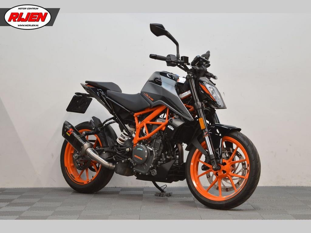 KTM 390 DUKE ABS / AKRAPOVIC (bj 2021), KTM, Bedrijf, Onbekend, 373 cc