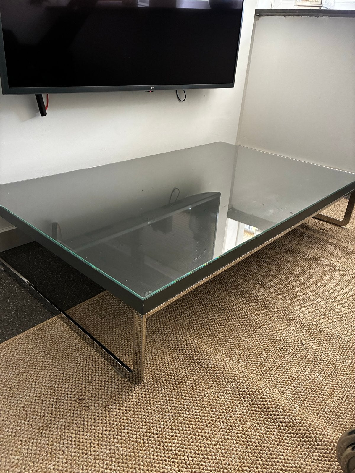 Artifort mare salontafel  en metalen onderstel, Ophalen, Gebruikt, 100 tot 150 cm, 50 tot 100 cm