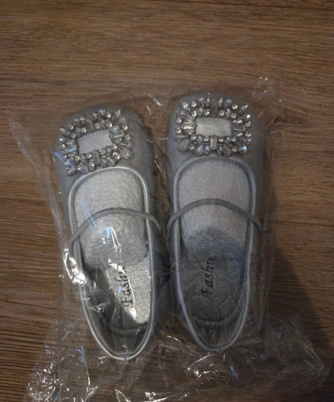 Prinses ballerina’s, maat 30
Helemaal nieuw
Super cute onder, Meisje, Schoenen, Nieuw, Ophalen of Verzenden