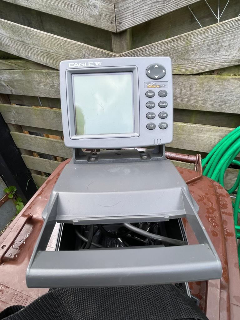 Lowrance EAGLE FishMark 320 draagbare viszoeker, Ophalen, Zo goed als nieuw, Overige typen