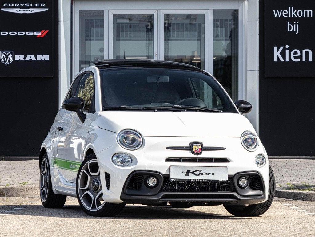 Abarth 595 1.4 T-Jet Turismo 70th Anniversary | Automaat | S, 15 km/l, Euro 6, 4 cilinders, Wit