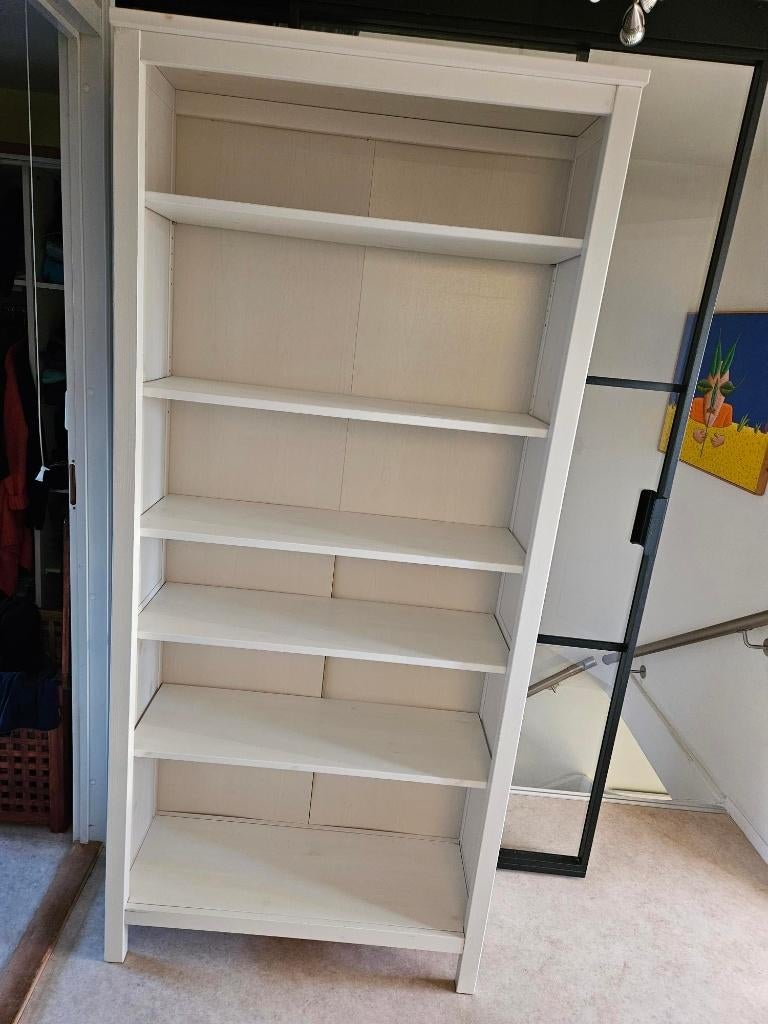 Boekenkast, Ophalen, Met plank(en), 50 tot 100 cm, Zo goed als nieuw