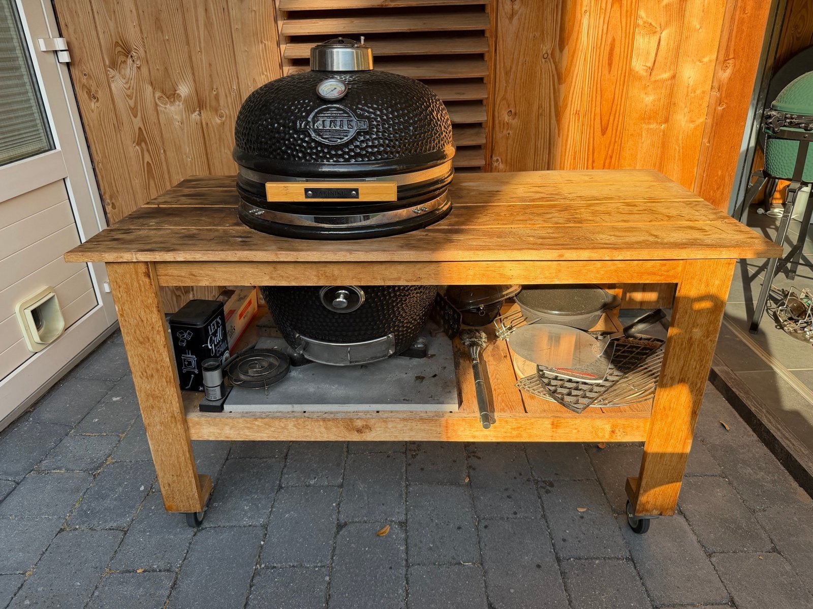 Yakiniku Kamado Large met eikenhouten tafel, Ophalen, Gebruikt