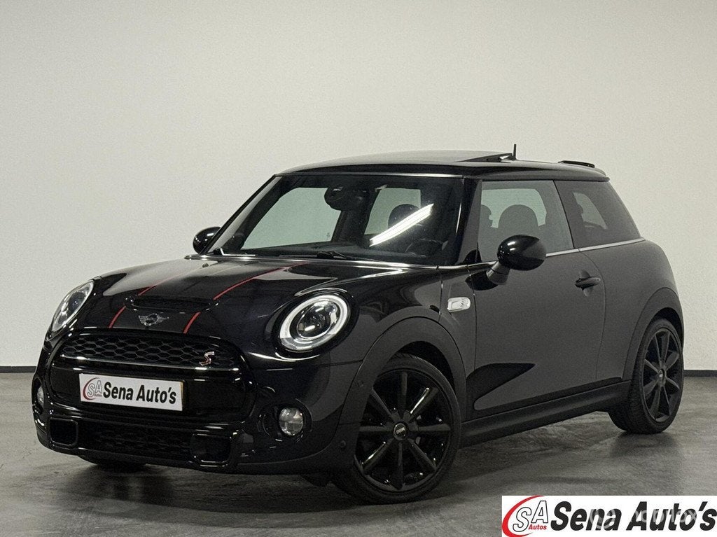 Mini Mini 2.0 Cooper S Chili/ JCW/ LED/ CAR PLAY/ Pano/ VOLL, Auto's, Mini, Voorwielaandrijving, 1998 cc, Gebruikt, 4 stoelen