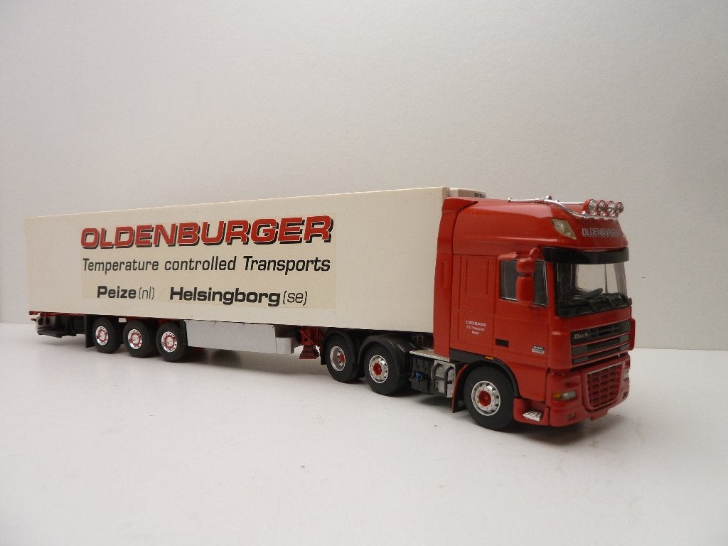 DAF XF  '' Oldenburger transport  Peize  '' Tekno/WSI, Ophalen of Verzenden, Zo goed als nieuw, Bus of Vrachtwagen, Wsi