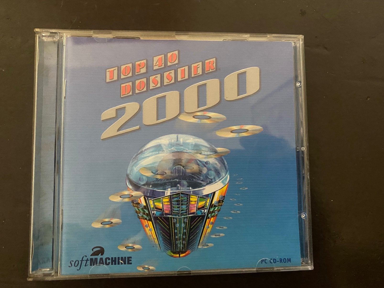 PC CD-Rom: Top 40 Dossier 2000, 1 speler, Ophalen of Verzenden, Zo goed als nieuw, Vanaf 3 jaar