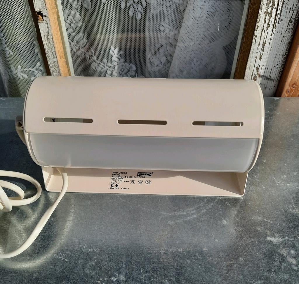 Ikea wandlamp leeslamp bedlamp type smyg, lees beschrijving, Huis en Inrichting, Lampen | Wandlampen, Ophalen of Verzenden, Zo goed als nieuw