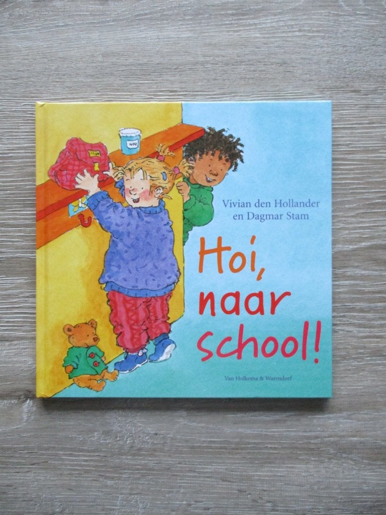 Hoi, naar school - Vivian den Hollander en Dagmar Stam, Ophalen of Verzenden, Gelezen, Fictie algemeen