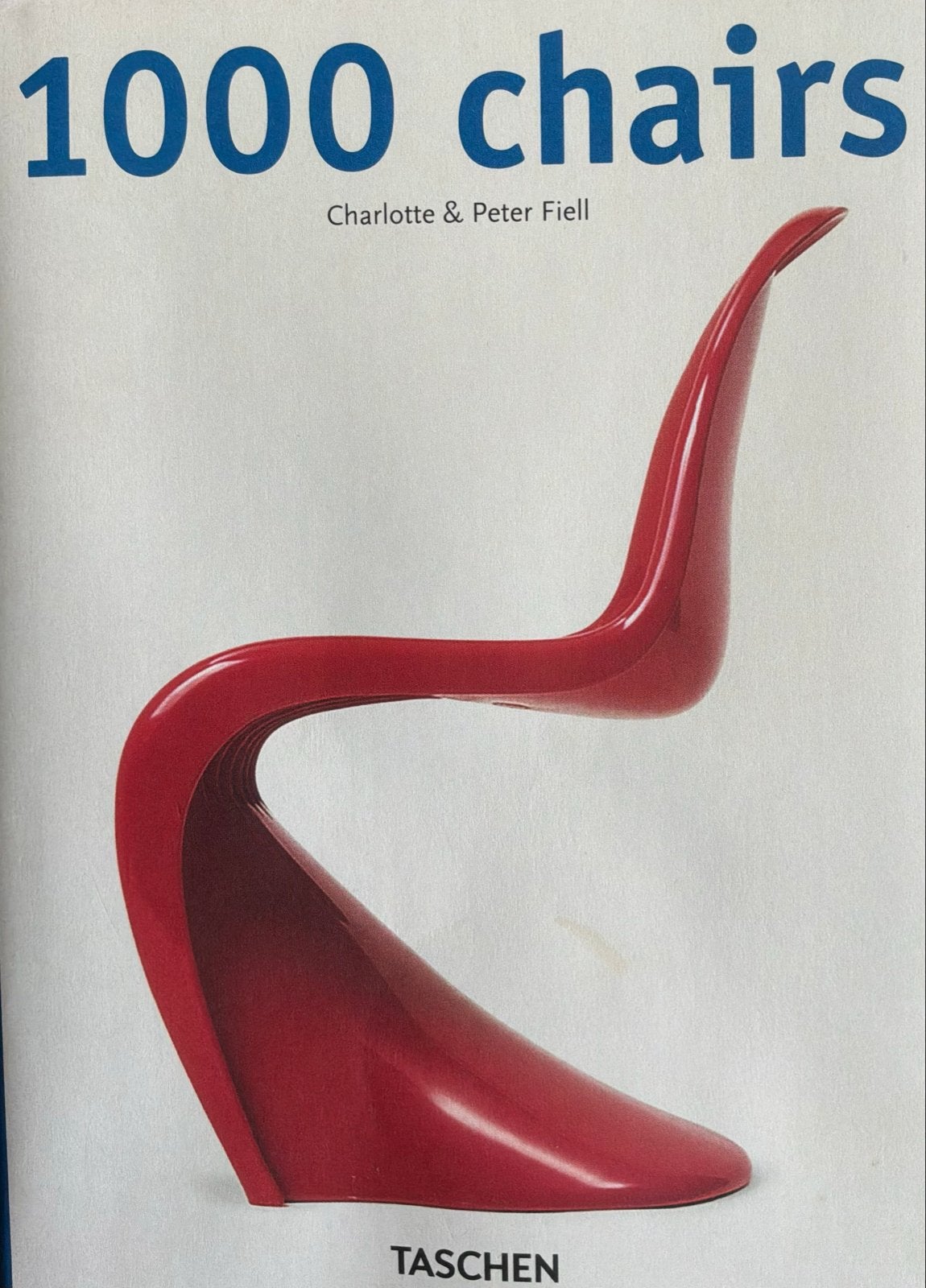 1000 Chairs - Charlotte & Peter Fiell - TASCHEN, Boeken, Ophalen of Verzenden, Zo goed als nieuw, Europa overig