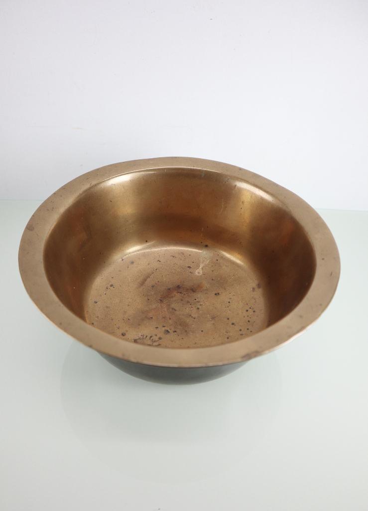 Antieke bronzen schaal, Ophalen of Verzenden, Koper