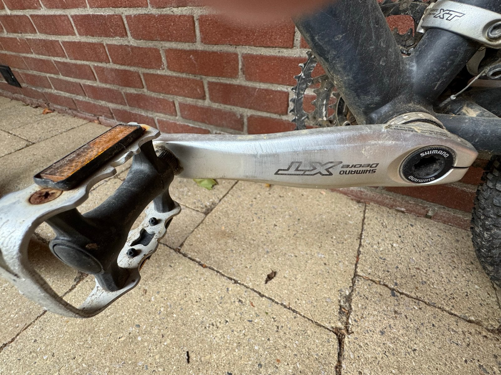 Foto 11 van Mountainbike met Shimano Deore XT en SR Suntour vering