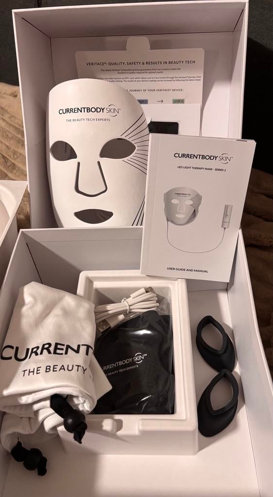 anti-ageing CurrentBody LED Red Light Therapy Face Mask - 2, Ophalen of Verzenden, Nieuw, Gehele gezicht, Verzorging