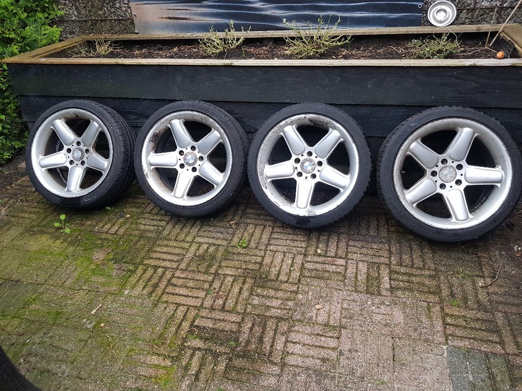 Bmw e39 Ac Schnitzer velgen (imitatie) 18 inch   5x120, Ophalen, 18 inch, Gebruikt, Banden en Velgen