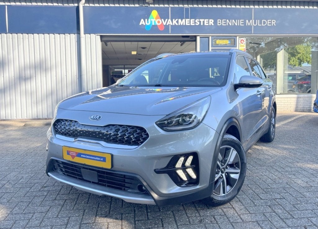 Kia Niro 1.6 GDi PHEV AFN. TREKHAAK / LED / CAMERA / JBL, Automaat, 77 km/l, Gebruikt, Zwart
