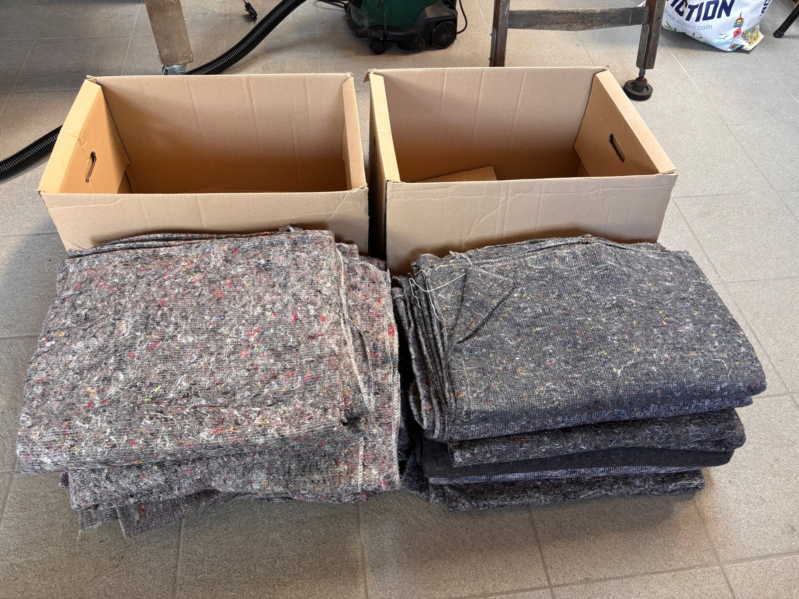 12 verhuisdekens van Allsafe + 2 verhuisdozen, Ophalen of Verzenden, Minder dan 40 cm, 35 tot 50 cm, Doos