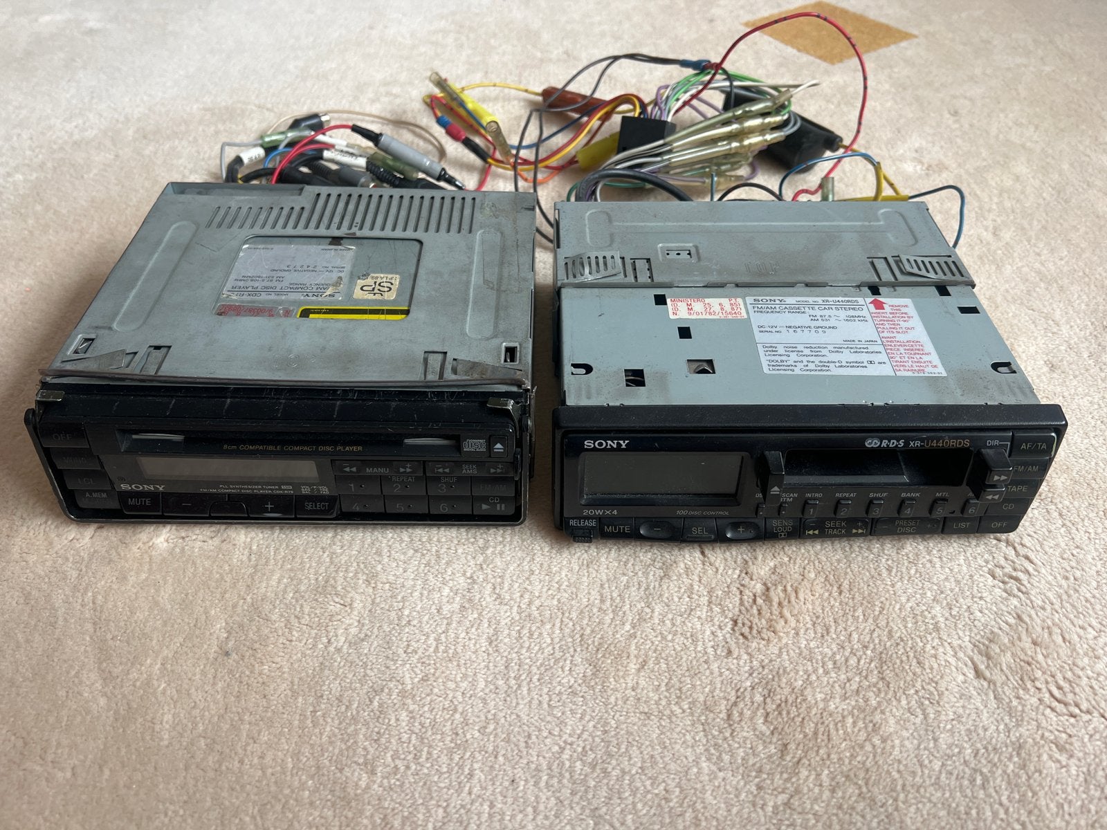 2x Sony Autoradio: CDX-R79 (CD) & XR-U440RDS (Cassette), Ophalen, Gebruikt