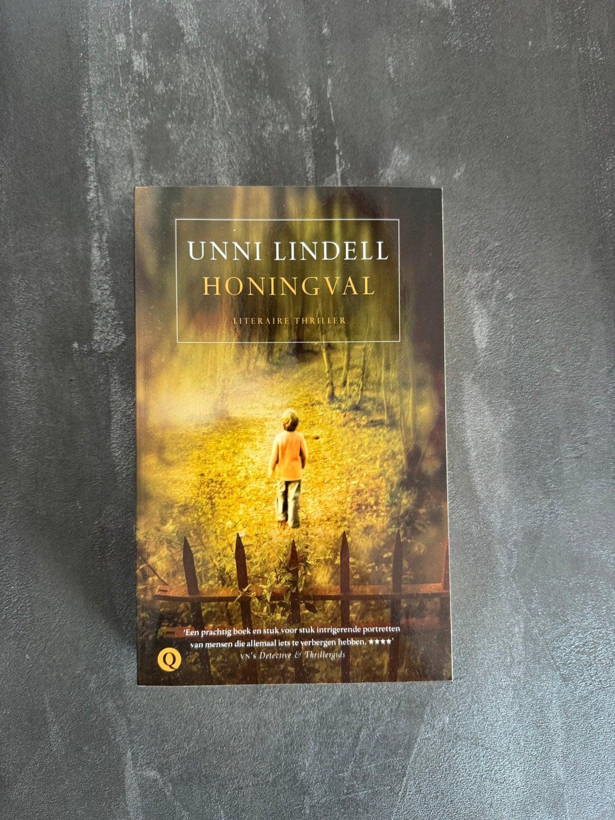 Unni Lindell - Honingval (Thriller), Ophalen of Verzenden, Zo goed als nieuw, Scandinavië