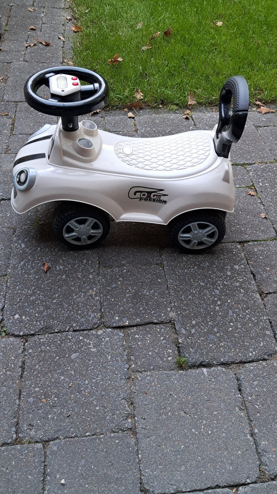 Leuke witte loopauto voor kinderen, Ophalen, Gebruikt, Loopvoertuig