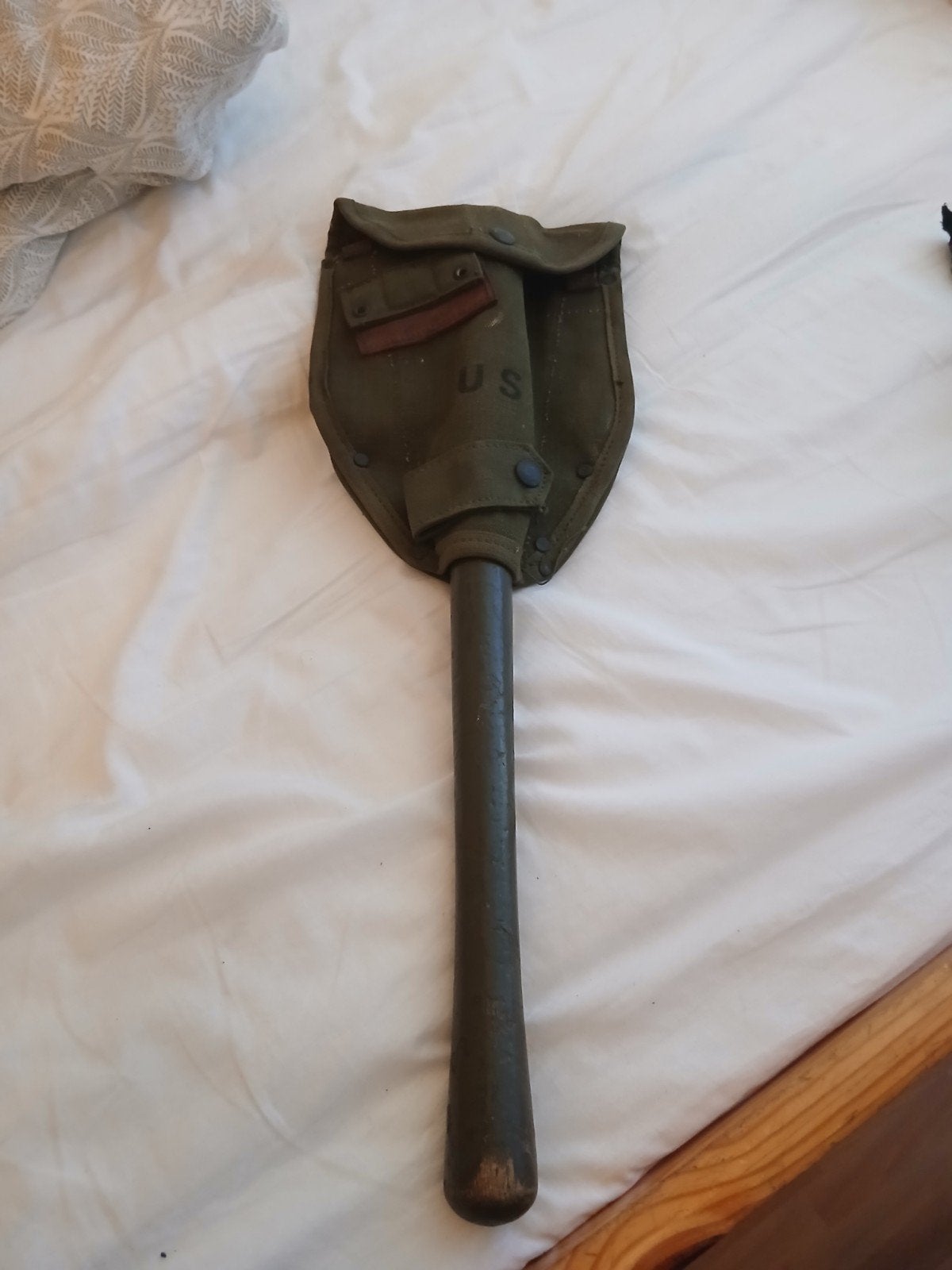Originele Amerikaanse militaire veldschop met hoes, Verzamelen, Militaria | Algemeen, Ophalen of Verzenden, Landmacht, Amerika