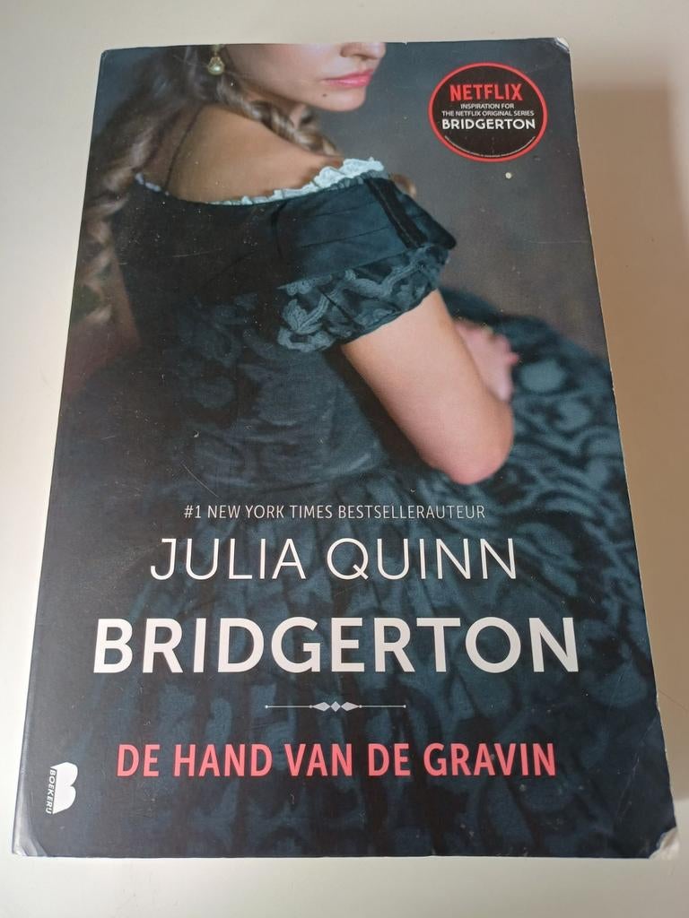 Bridgerton deel 5: De hand van de gravin - Julia Quinn, Boeken, Ophalen of Verzenden, Zo goed als nieuw, Julia Quinn, Nederland