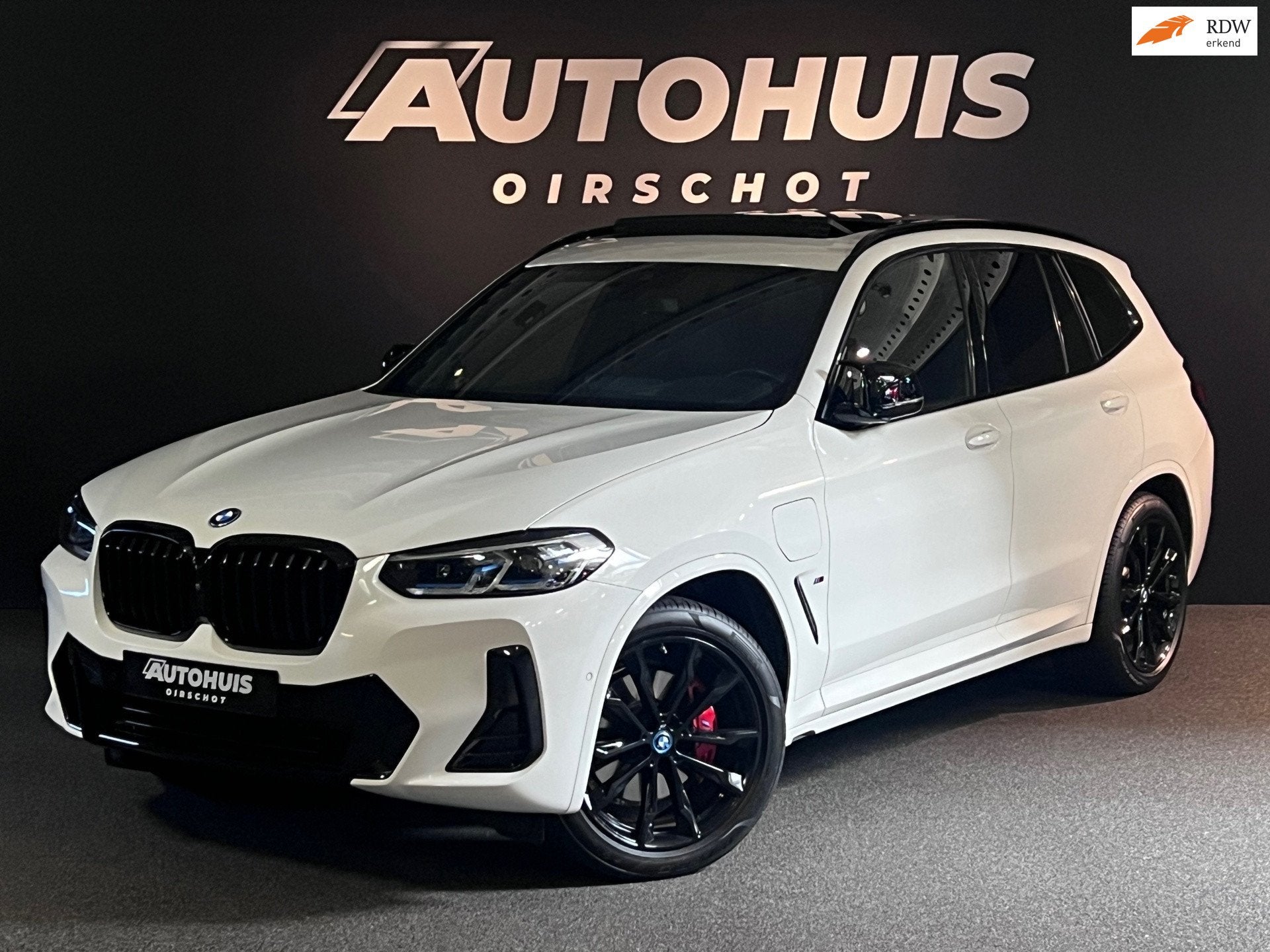 BMW X3 XDrive30e High Executive Edition M Laser/ Memory stoe, Auto's, BMW, Gebruikt, Zwart, Wit, Bedrijf