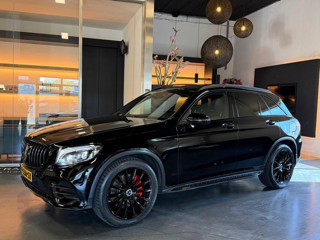 Mercedes-Benz GLC-klasse 250 4MATIC Amg night Pano Burmester, Gebruikt, 4 cilinders, Zwart, Vierwielaandrijving