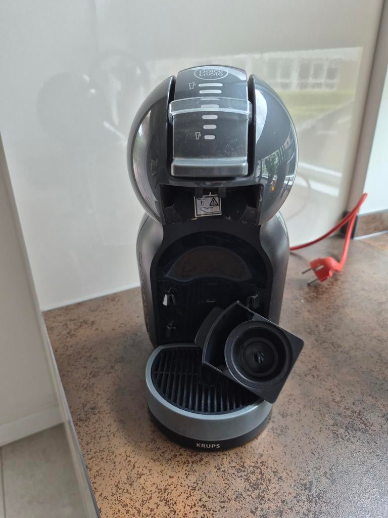 Krups Dolce Gusto Piccolo Koffiezetapparaat, Koffiepads en cups, Gebruikt, Koffiemachine, Ophalen of Verzenden