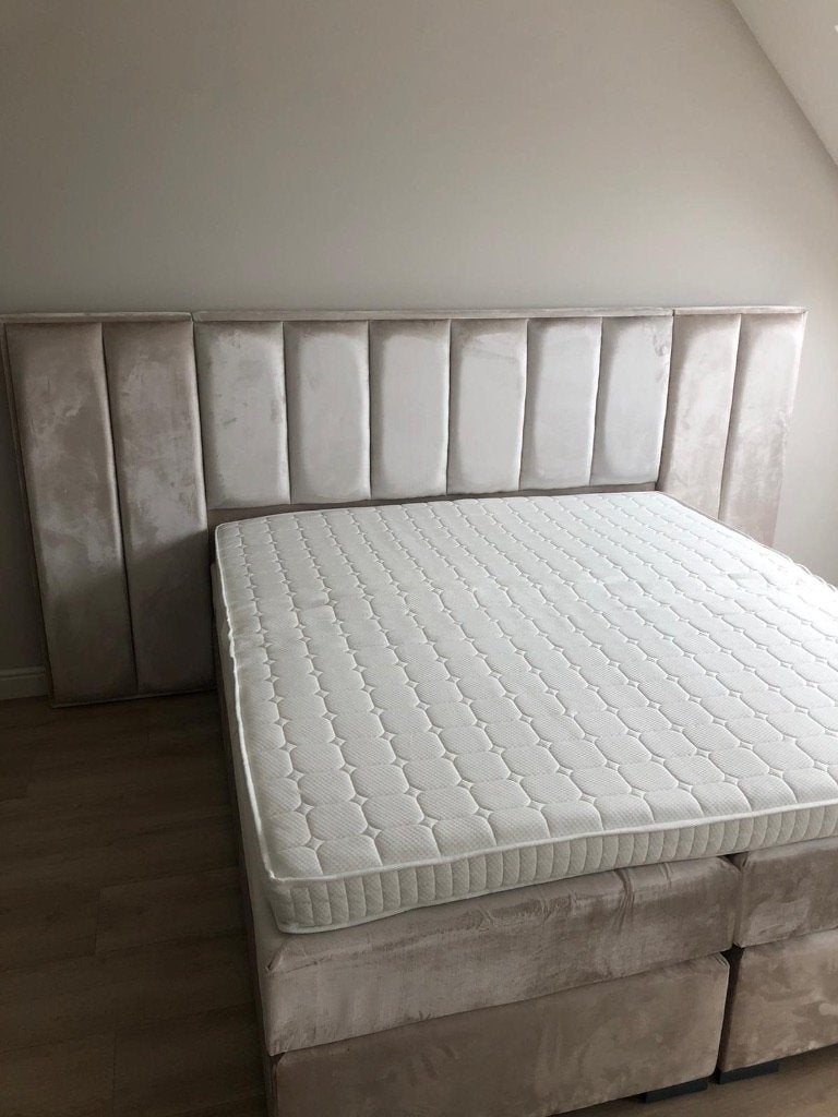 Luxe tweepersoonsbed in velvet stof 180x200cm, Ophalen, Beige, Tweepersoons, Zo goed als nieuw