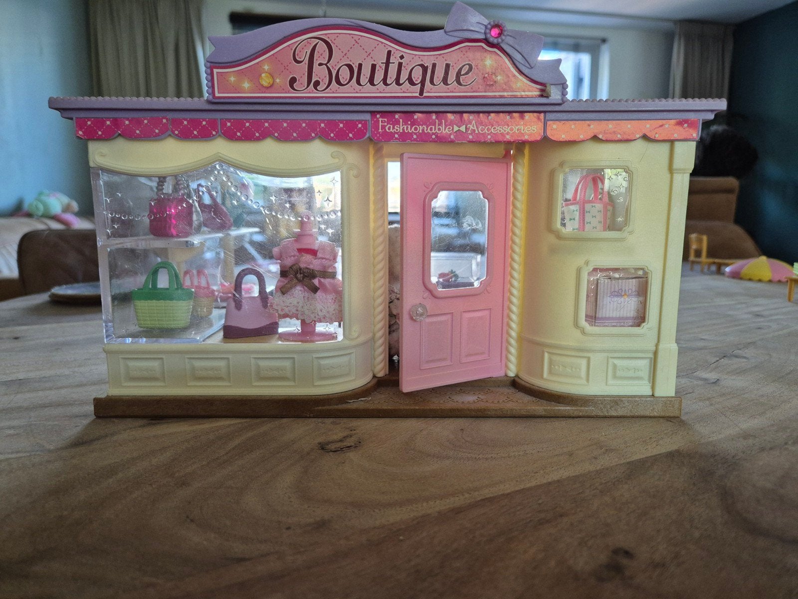 sylvanian boutique, Ophalen of Verzenden, Zo goed als nieuw