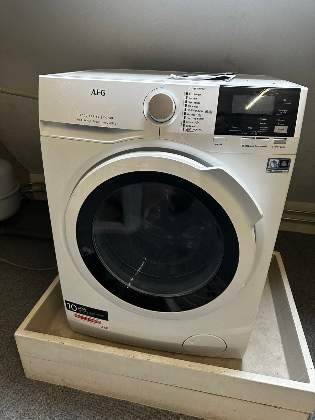 AEG L7WB86GW - Was droog combinatie 8kg! In goede staat!, Witgoed en Apparatuur, Ophalen, 1200 tot 1600 toeren, 8 tot 10 kg, Zo goed als nieuw