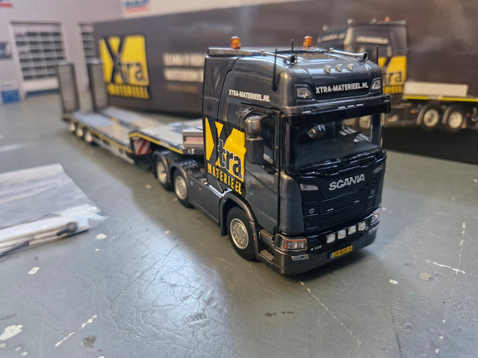 scania R 6x2 met semi dieplader uitschuifbaar met oprijplank, Ophalen of Verzenden, Nieuw, Bus of Vrachtwagen, Wsi