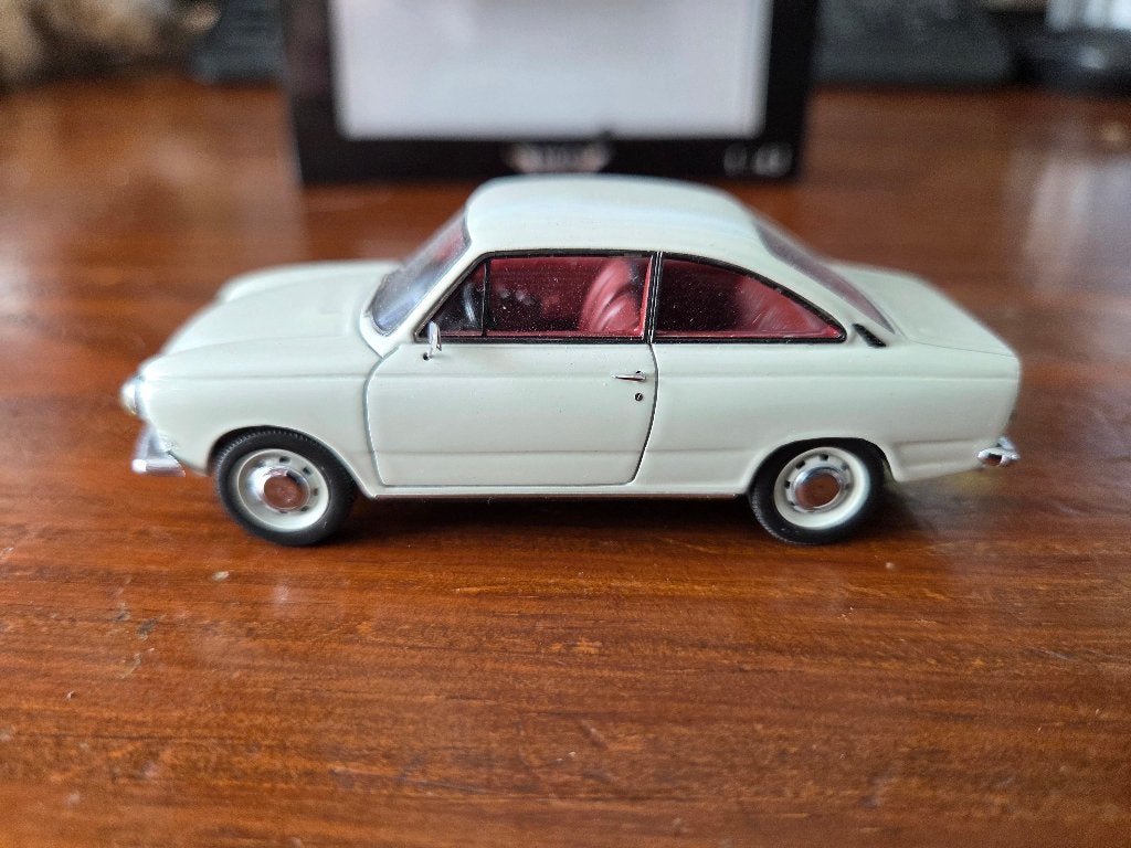 DAF 55 coupé 1:43 modelauto NEO, Hobby en Vrije tijd, Ophalen, Zo goed als nieuw, Auto, Overige merken
