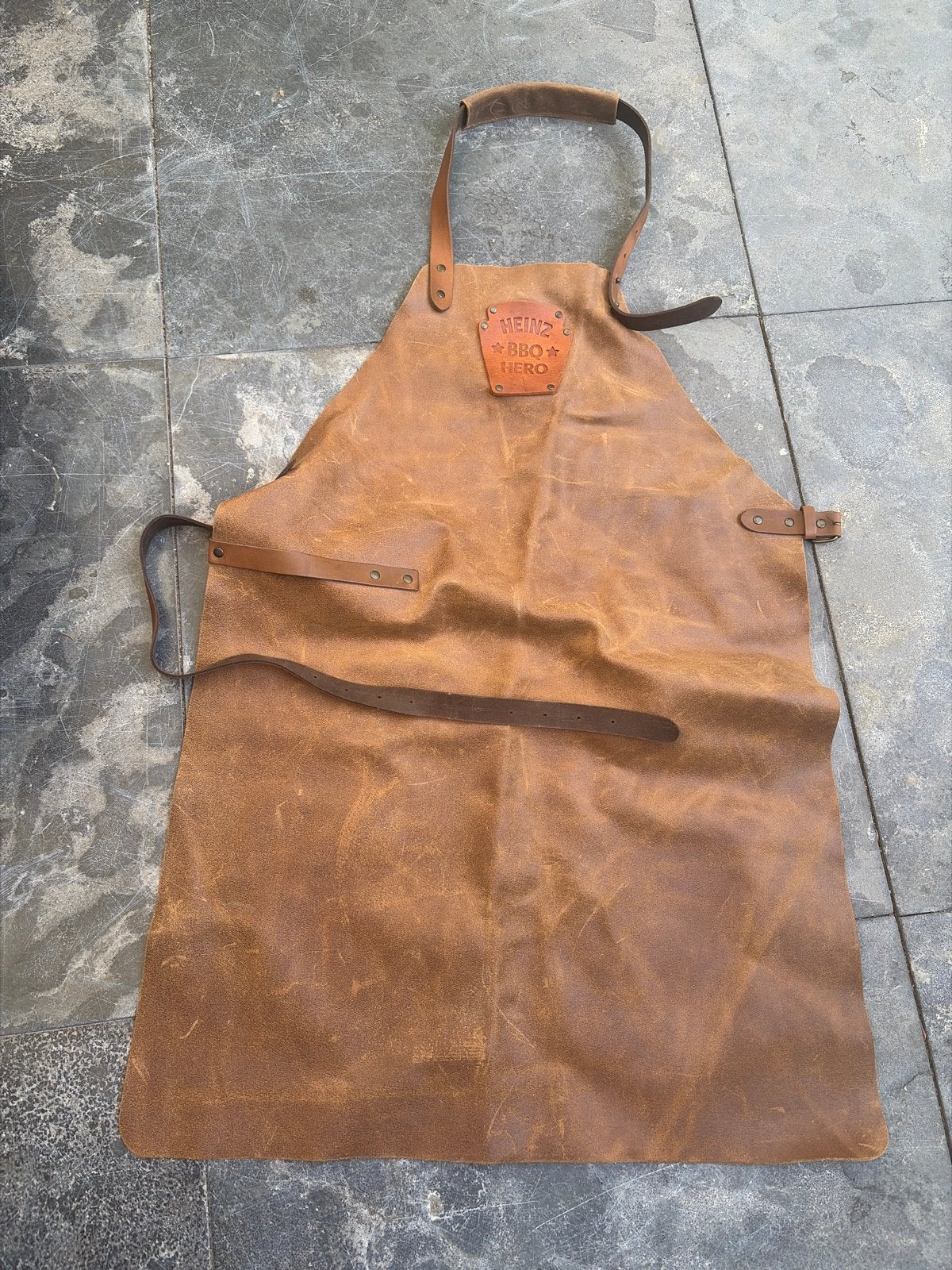 Leren BBQ Schort - Heinz BBQ Hero, Ophalen, Zo goed als nieuw