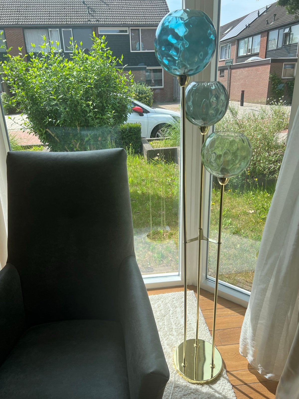 Moderne vloerlamp met 3 glazen bollen, Huis en Inrichting, Lampen | Vloerlampen, Ophalen, E14 (klein), 150 tot 200 cm, Glas