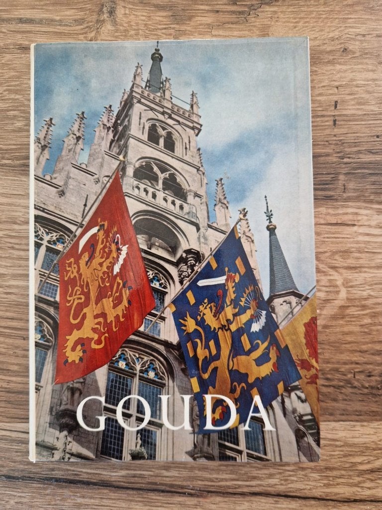 Gouda, een beschrijving van onze kaasstad, Ophalen of Verzenden, Zo goed als nieuw