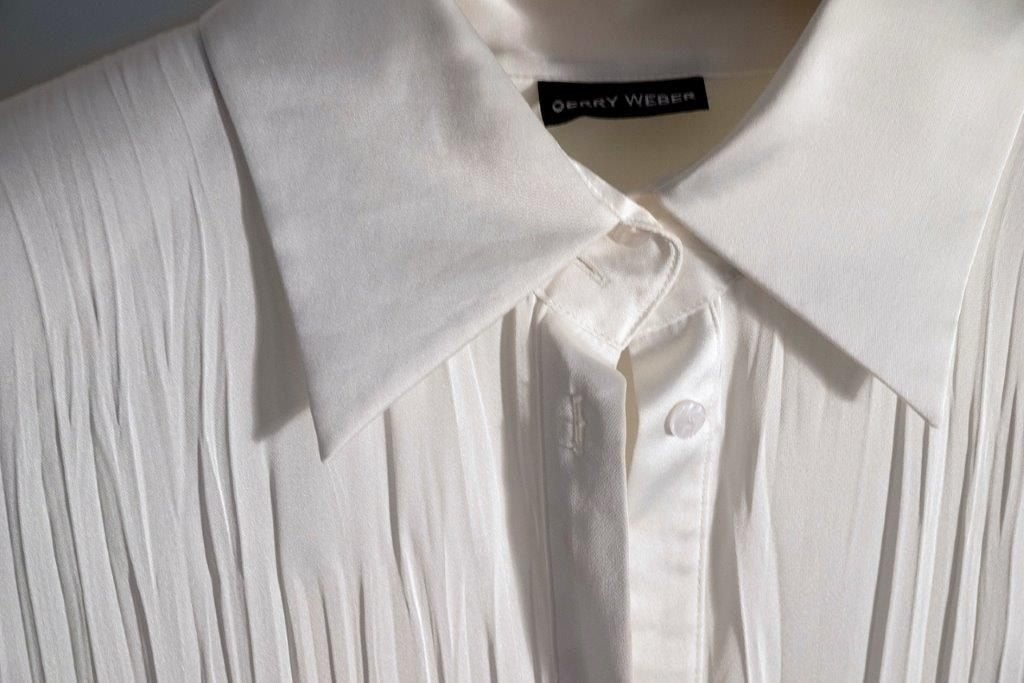 Chique blouse van Gerry Weber, Kleding | Dames, Wit, Maat 46/48 (XL) of groter, Ophalen of Verzenden, Zo goed als nieuw