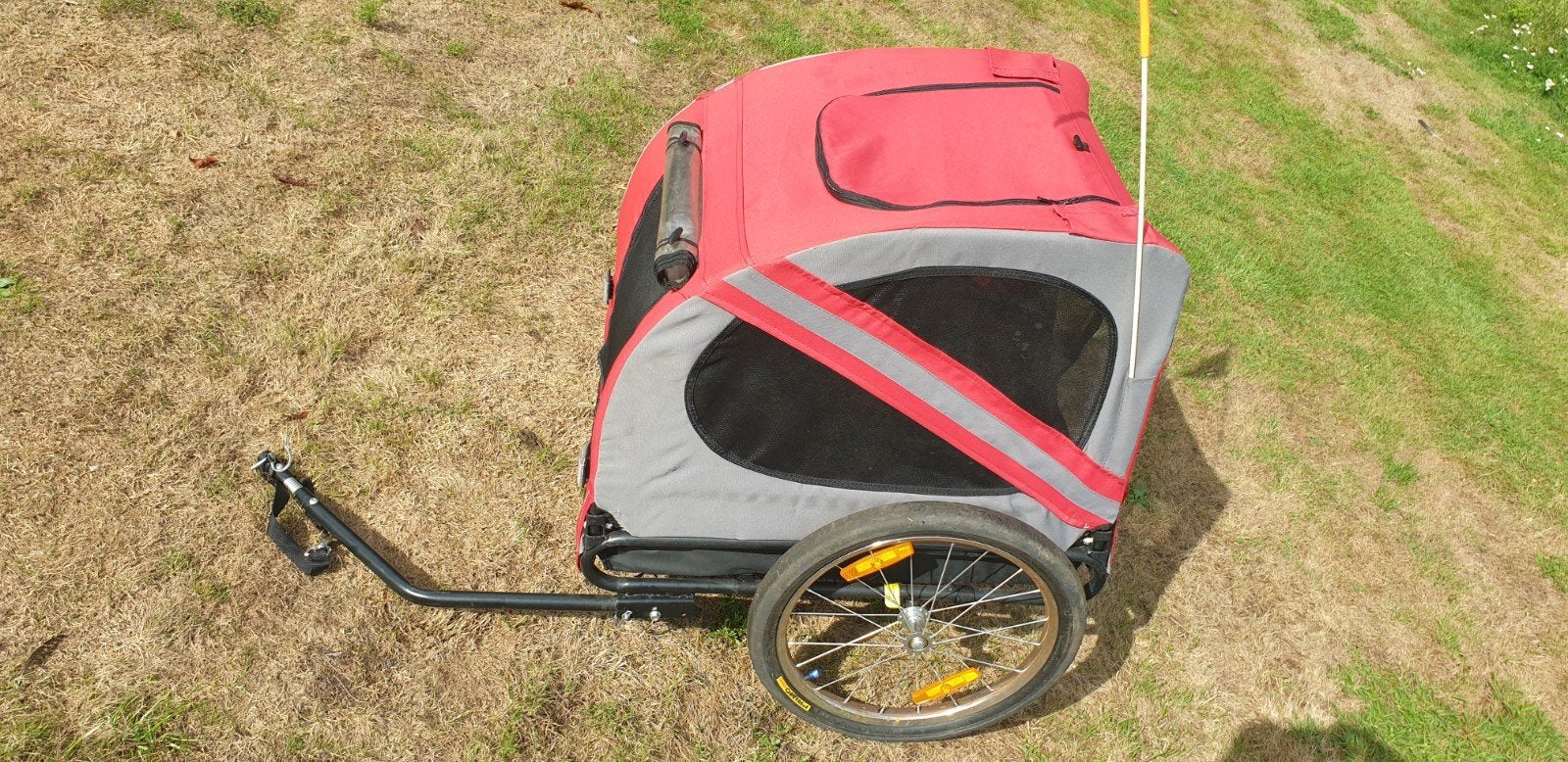Hondenfietskar Doggy Liner Juliette rood/grijs, Ophalen, Zo goed als nieuw, Hondenkar