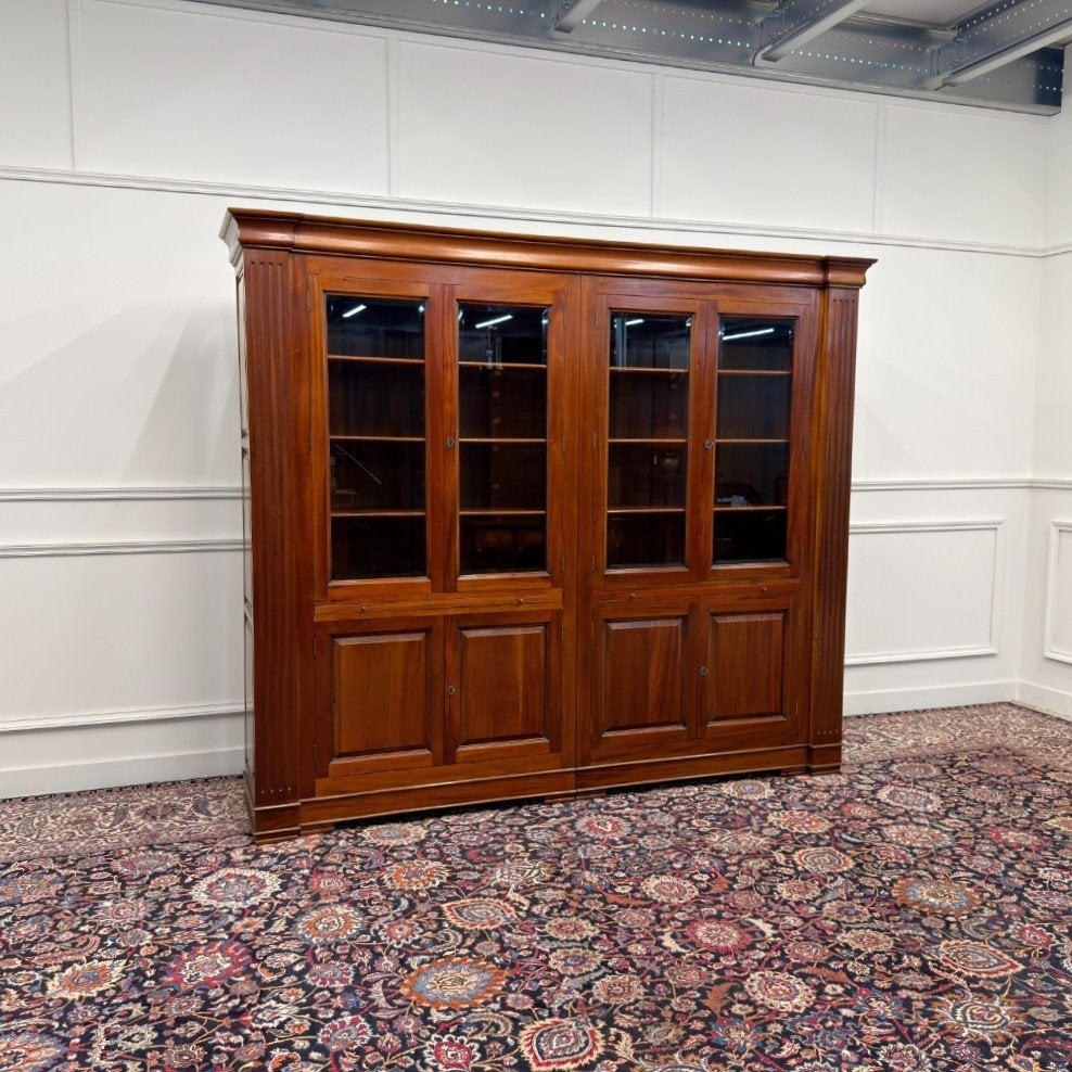 Klassieke Engelse Boekenkast met Zuilen, Antiek en Kunst, Ophalen of Verzenden