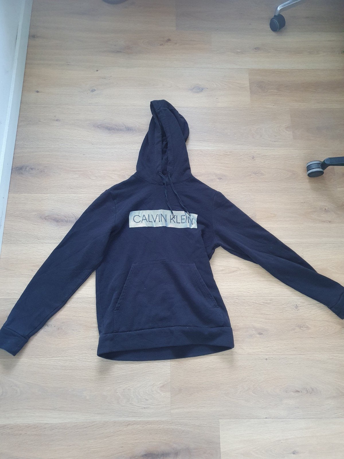 Calvin Klein Zwarte Hoodie Maat S - Comfortabel & Stijlvol, Kleding | Heren, Truien en Vesten, Calvin Klein, Zwart, Ophalen of Verzenden