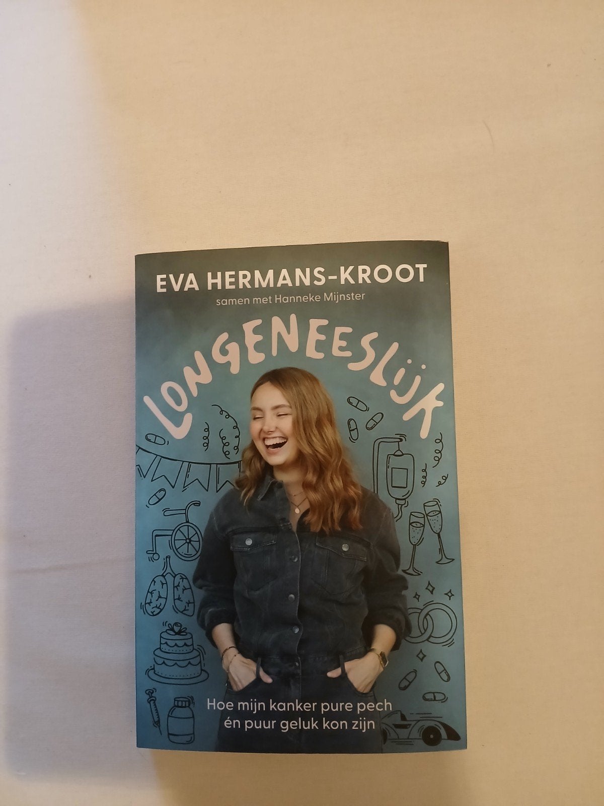 Longeneeslijk - Eva Hermans-Kroot (Zo goed als nieuw), Ophalen of Verzenden, Zo goed als nieuw, Eva Hermans-Kroot